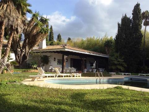 Luxus-Villa in Nagüles R2851951