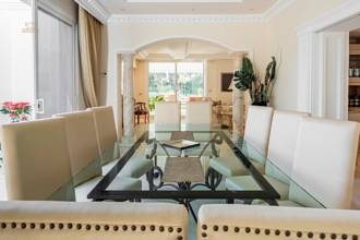 Thumbnail von Luxus-Villa in El Paraiso R2849690