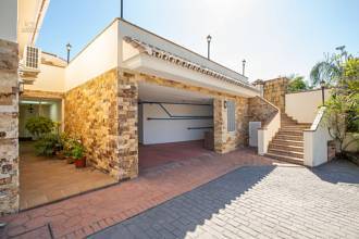 Thumbnail von Villa For Sale in Calahonda, Málaga