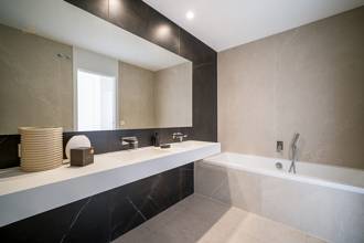 Thumbnail von Apartment For Sale in Benahavis, Málaga