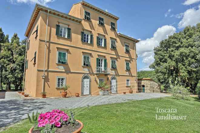 Villa aus dem 19. Jhdt. mit traumhaftem Meerblick