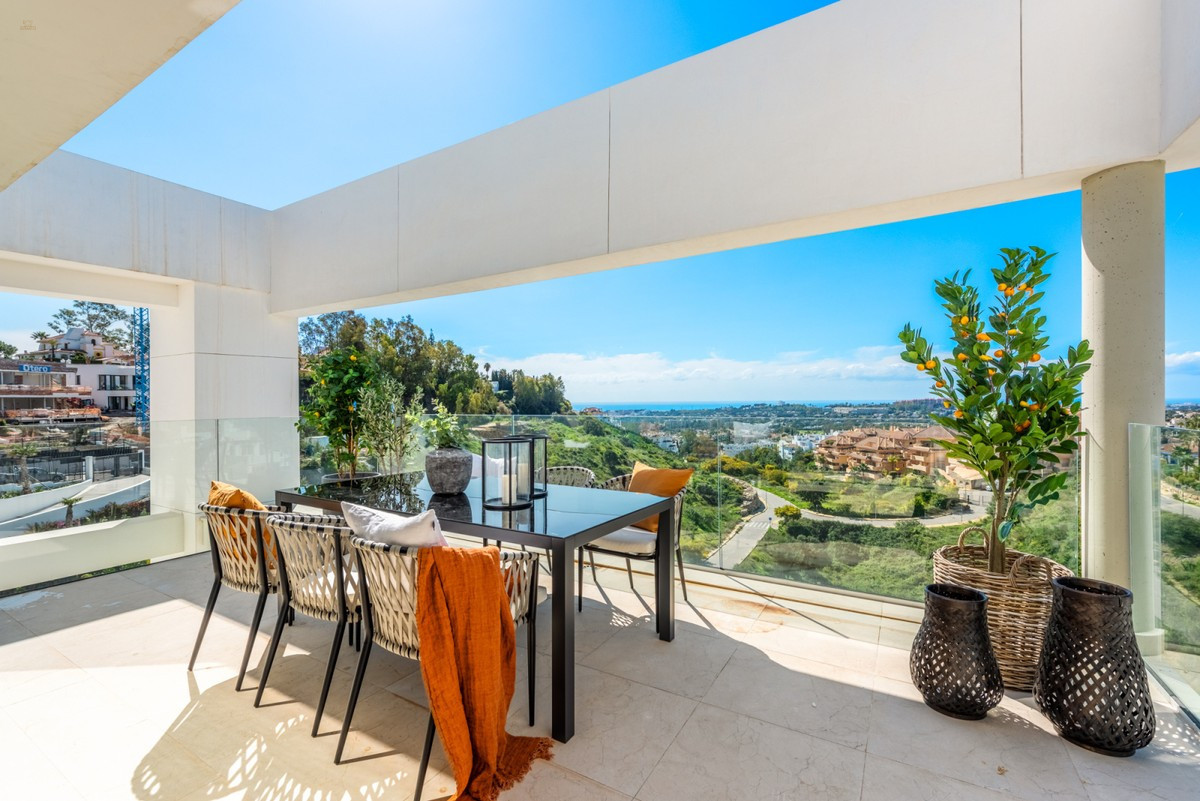 Apartment For Sale im Marbella, Málaga