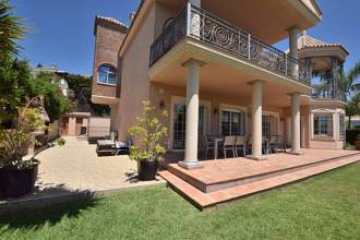 Thumbnail von Villa For Sale in Mijas Golf, Málaga