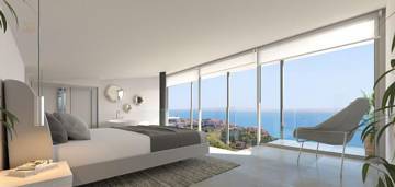 Thumbnail von Villa For Sale in El Higueron, Málaga