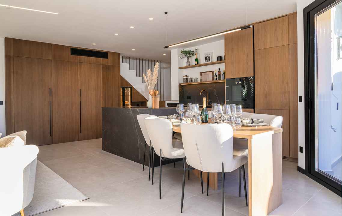 Apartment For Sale im Marbella, Málaga 