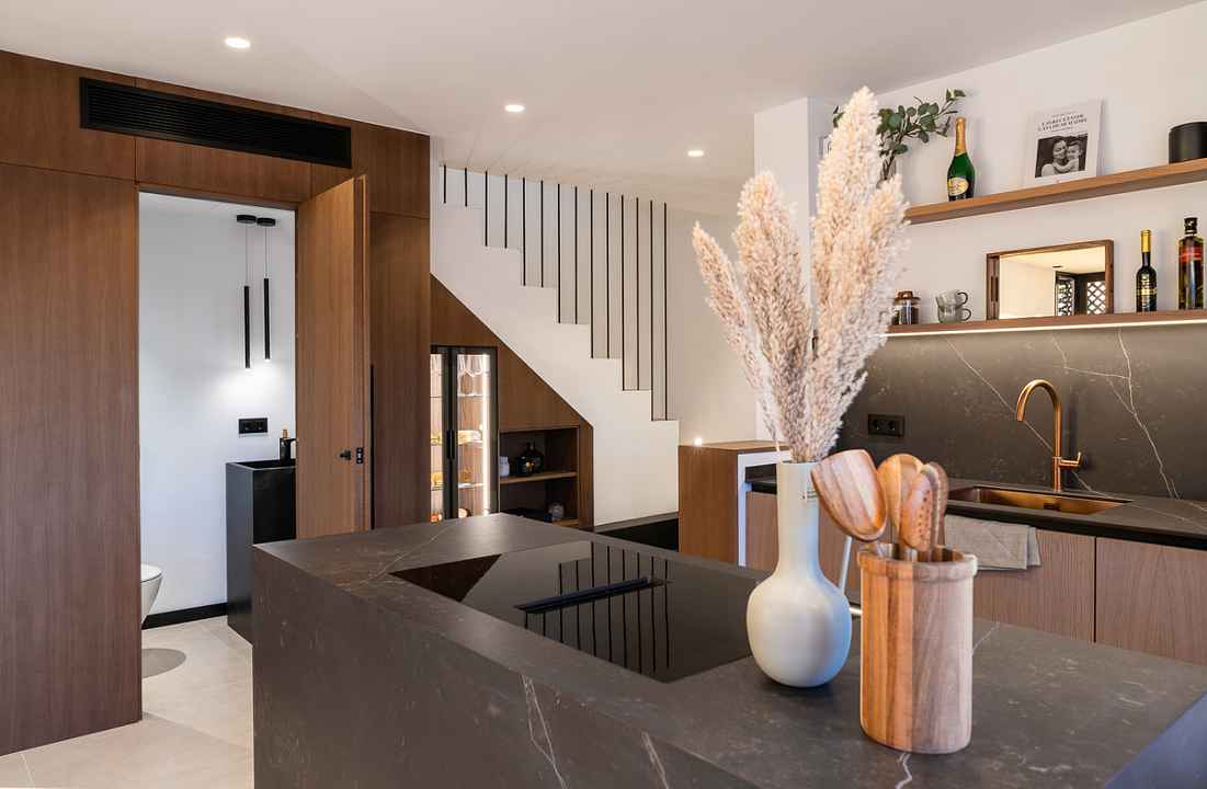 Apartment For Sale in The Golden Mile, Málaga