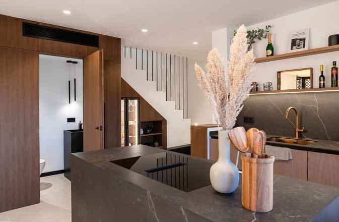 Apartment For Sale in The Golden Mile, Málaga