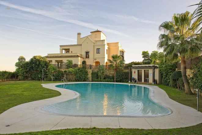 Villa For Sale in Sotogrande, Cádiz