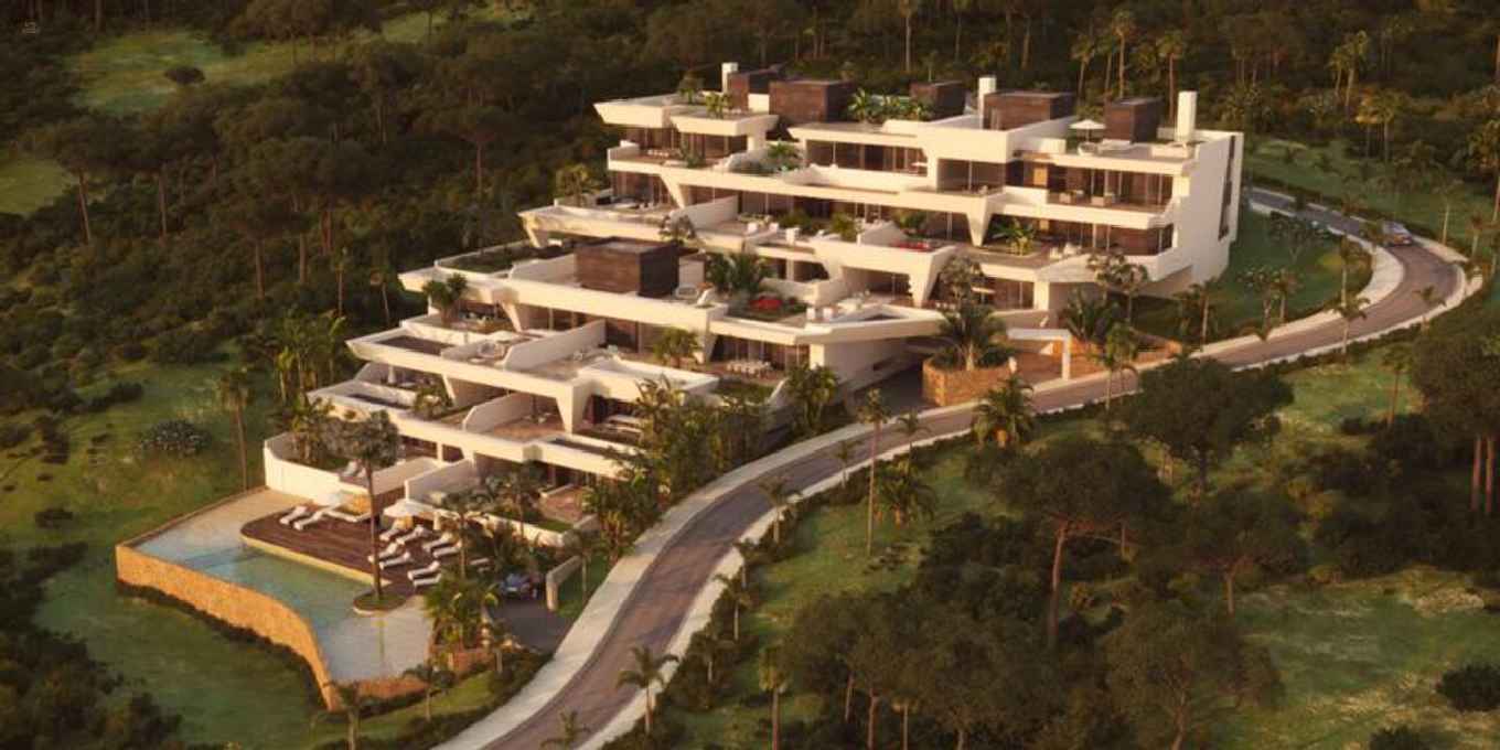 Apartment For Sale in Benahavis, Málaga