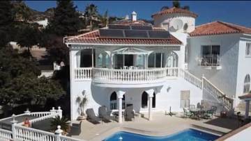 Thumbnail von Villa For Sale in La Capellania, Málaga