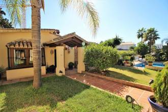 Thumbnail von Villa For Sale in Marbella, Málaga