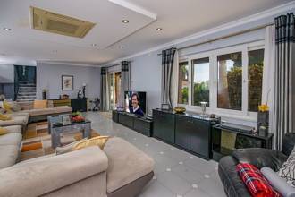 Thumbnail von Villa For Sale in Montemar, Málaga