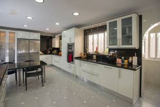 Thumbnail von Villa For Sale in Montemar, Málaga