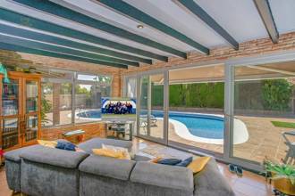 Thumbnail von Villa For Sale in Montemar, Málaga