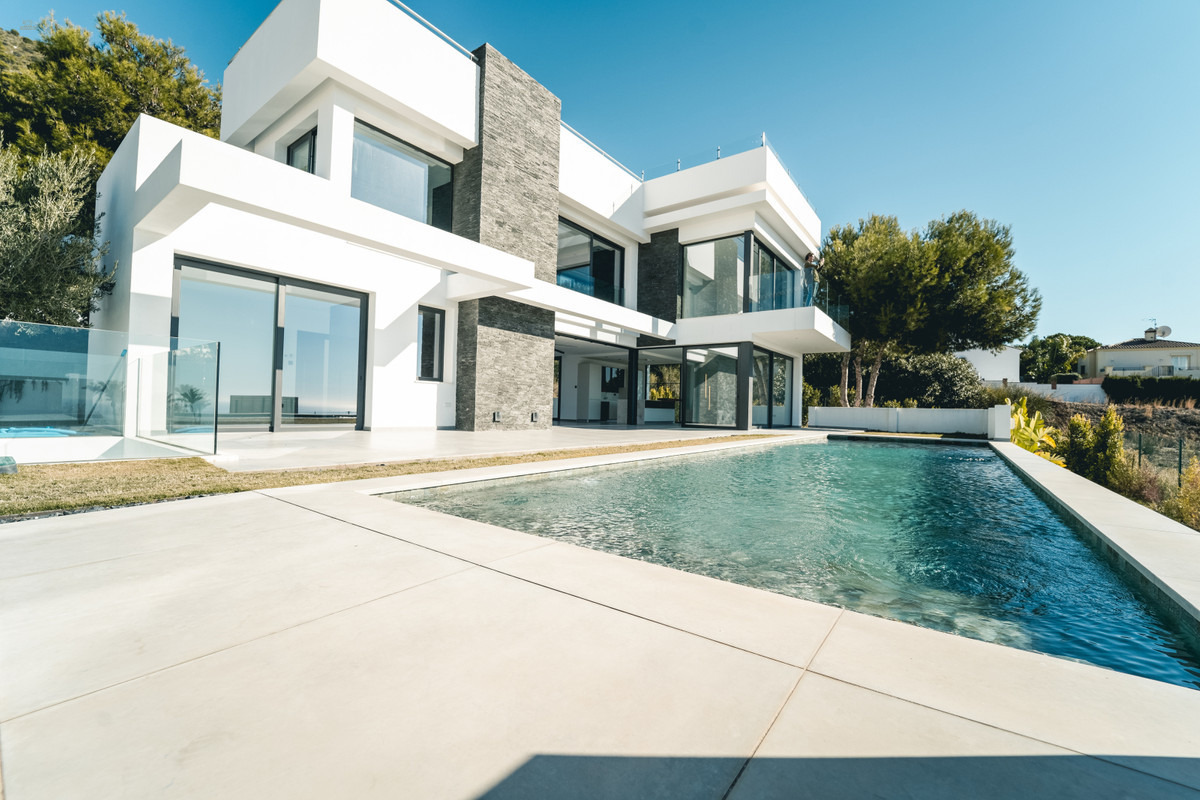 Villa For Sale in Mijas, Málaga