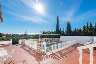 Thumbnail von Villa For Sale in Sierrezuela, Málaga