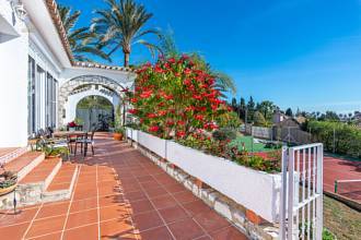 Thumbnail von Villa For Sale in Sierrezuela, Málaga
