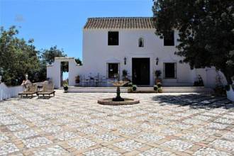 Thumbnail von Villa For Sale in Nueva Andalucia