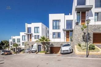 Thumbnail von Villa For Sale in Calahonda, Málaga