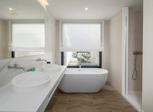 Thumbnail von Villa For Sale in Marbella, Málaga