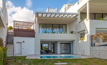 Thumbnail von Villa For Sale in Marbella, Málaga