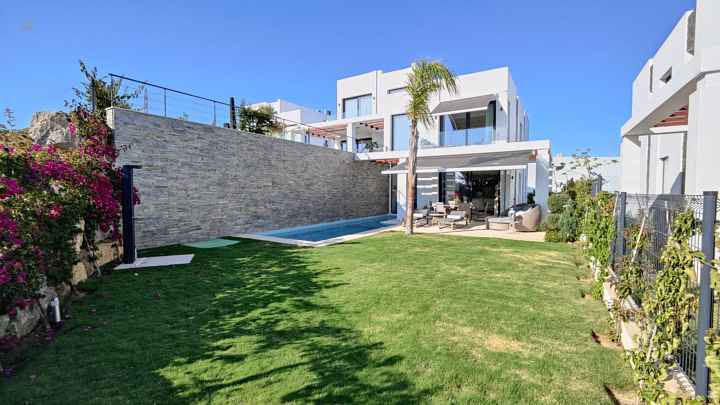 Villa For Sale in Marbella, Málaga