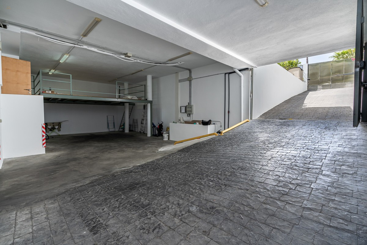 Thumbnail von Marbella Villa ES131573