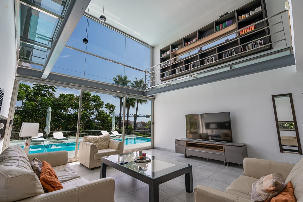 Thumbnail von Marbella Villa ES131573