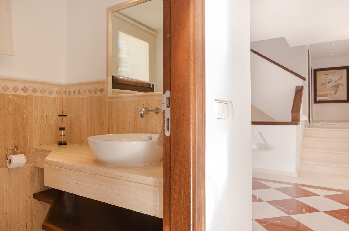 Thumbnail von Benahavis Villa ES130994