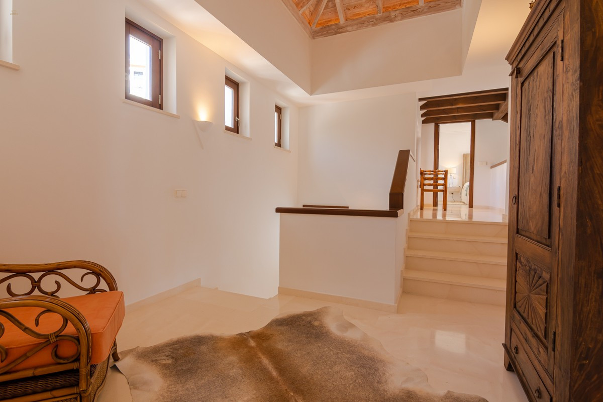 Thumbnail von Benahavis Villa ES130994