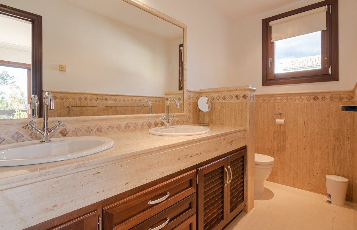 Thumbnail von Benahavis Villa ES130994