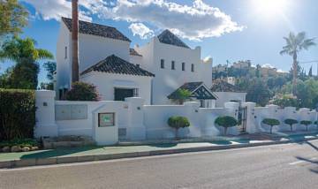 Thumbnail von Benahavis Villa ES130994