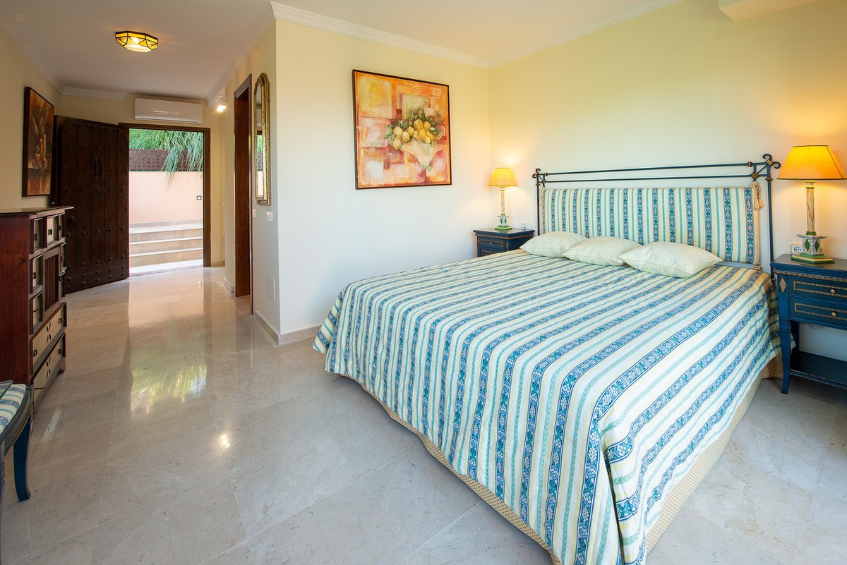 Thumbnail von Marbella Villa ES130520