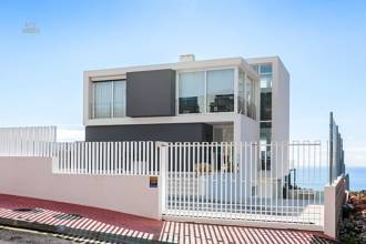 Thumbnail von Villa For Sale in Benalmadena, Málaga