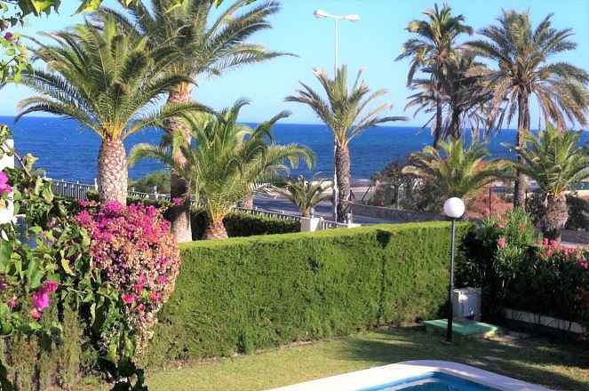 Villa For Sale in Torrevieja, Alicante 