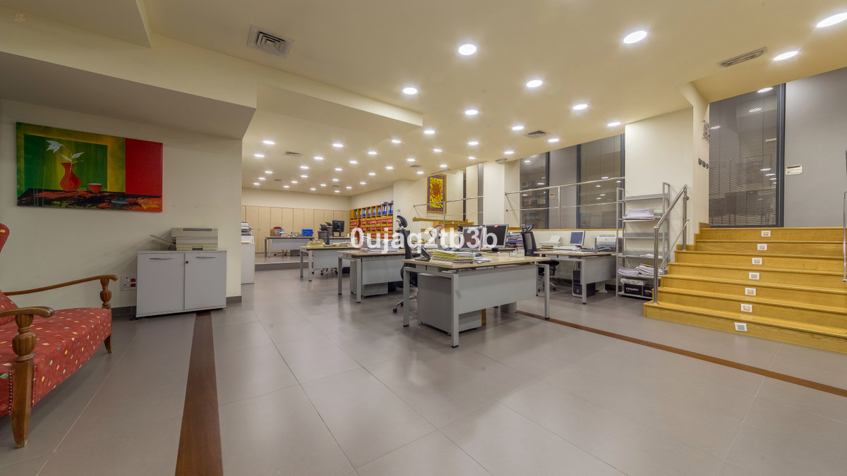 Thumbnail von Commercial Property For Sale in Marbella, Málaga