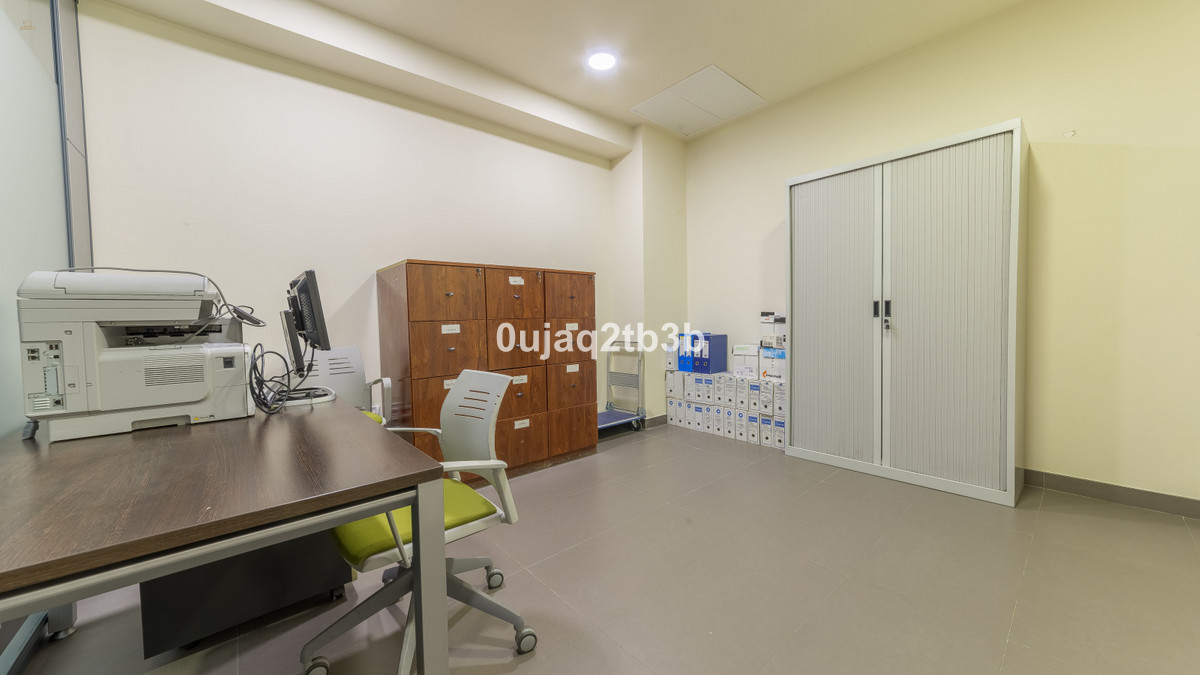 Thumbnail von Commercial Property For Sale in Marbella, Málaga