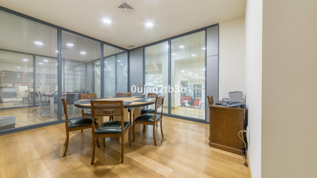 Thumbnail von Commercial Property For Sale in Marbella, Málaga