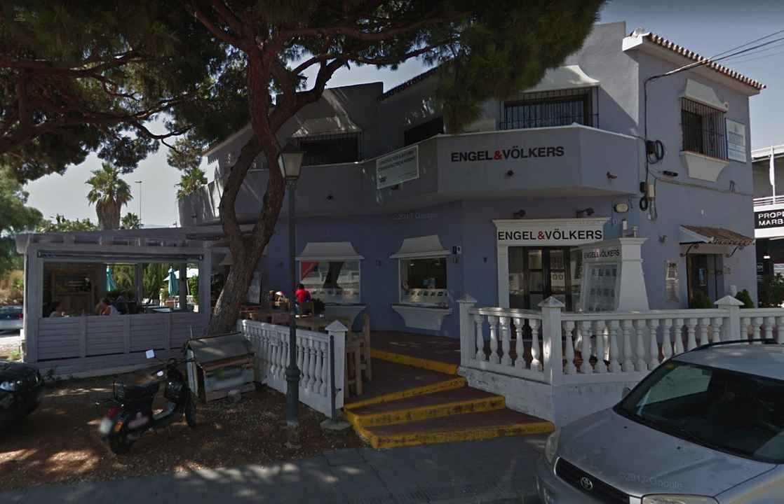 Commercial Property For Sale in El Rosario, Málaga
