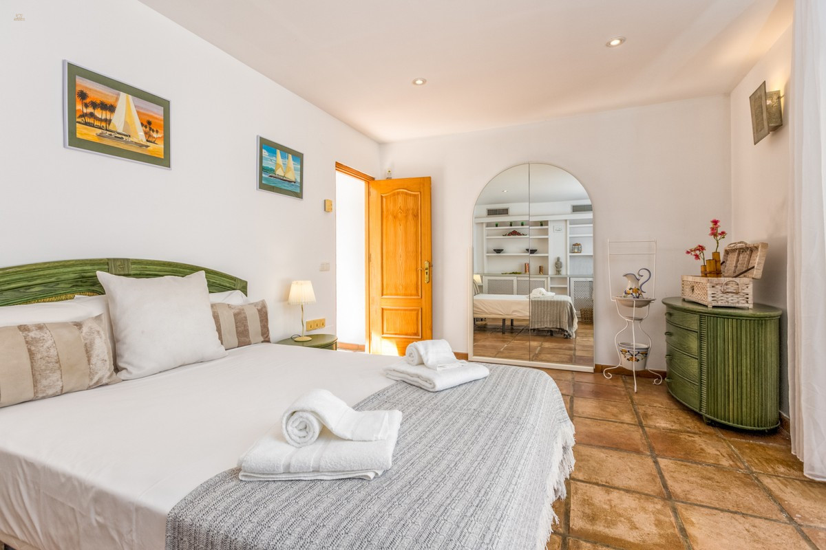 Thumbnail von Estepona Villa ES126271