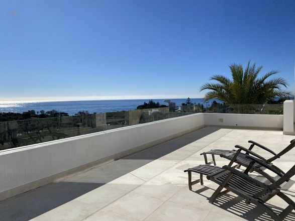  Marbella Villa ES126117