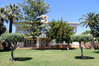  Cabo Roig Villa ES116025