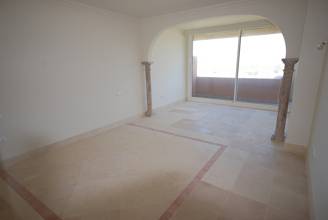 Thumbnail von Villa For Sale in Nueva Andalucia, Málaga