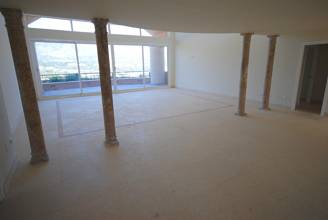 Thumbnail von Villa For Sale in Nueva Andalucia, Málaga