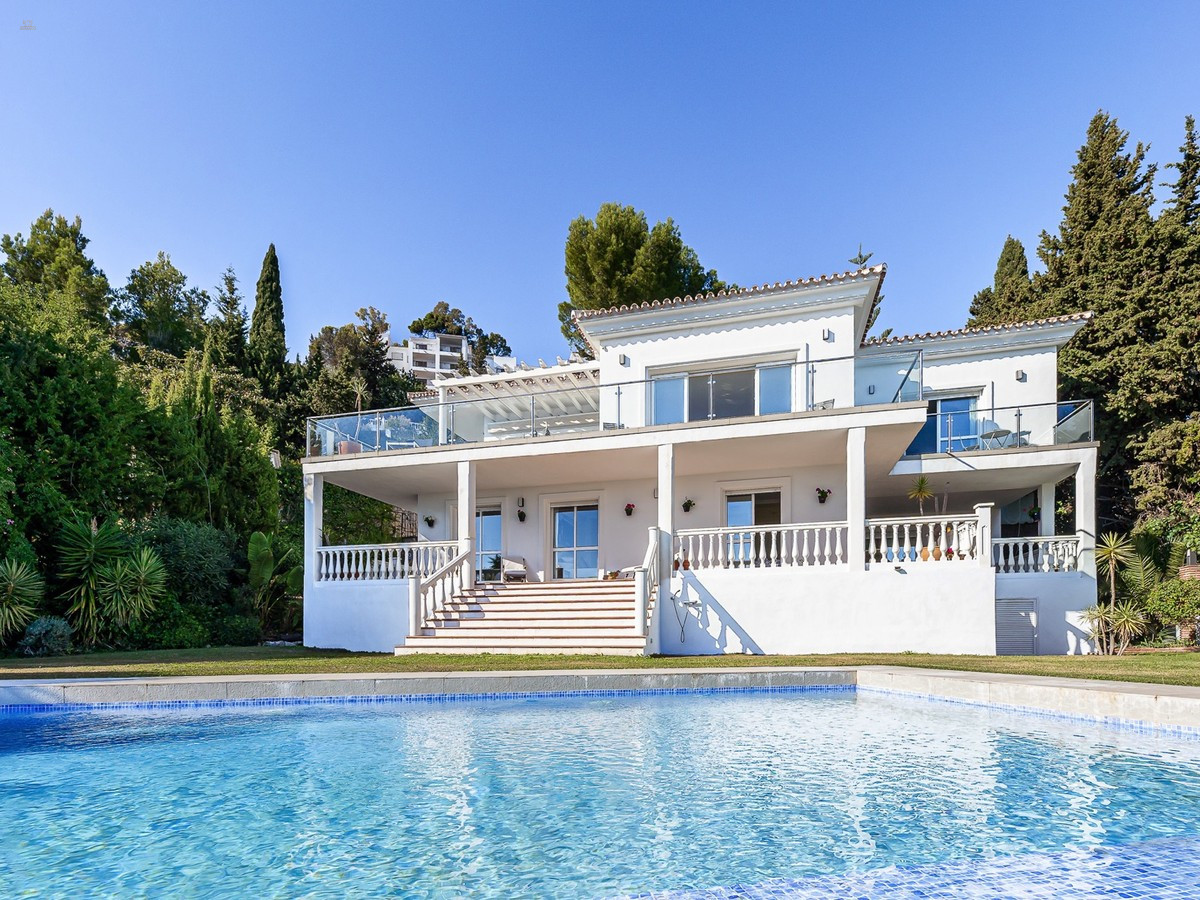 Villa For Sale in Mijas, Málaga