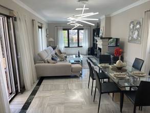 Thumbnail von Villa For Sale in Bahia de Marbella, Málaga