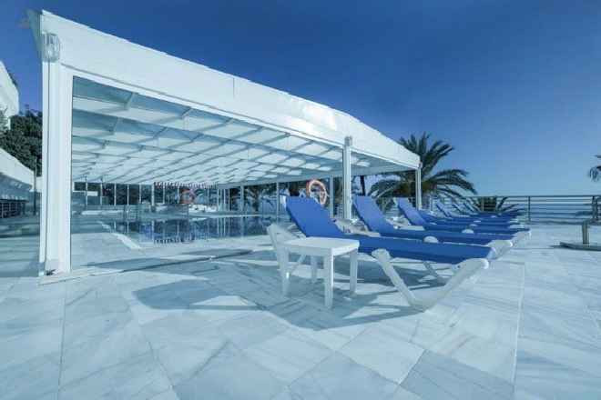 Apartment For Sale in Marbella, Málaga 