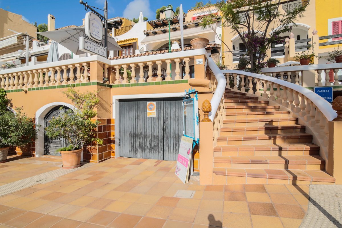 Thumbnail von Commercial Property For Sale in Calpe , Alicante