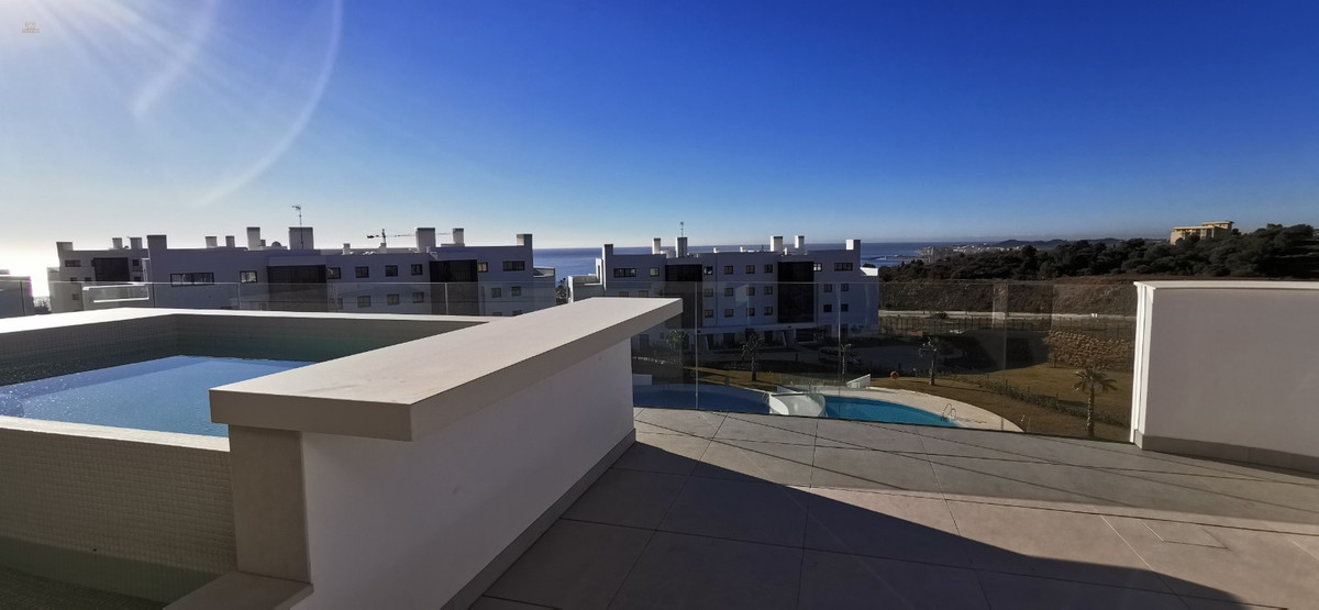 Apartment For Sale in Fuengirola, Málaga