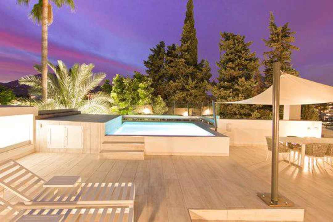 Villa For Sale in Guadalmina Alta, Málaga